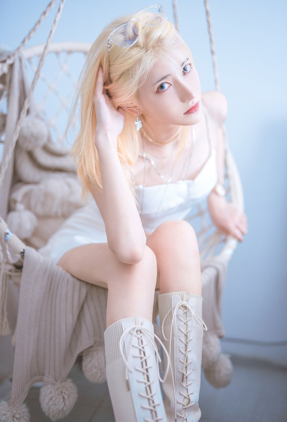 Momoko ] [Coser coserӰ Ʒͼ ģ ɫְҵװ/9P P.1 